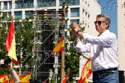Manifestación del PP contra Sánchez bajo el lema 'Democracia o mafia'