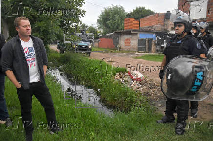 Ministro argentino ofrece lavar imagen a exagente de CIA denunciado por violencia sexual