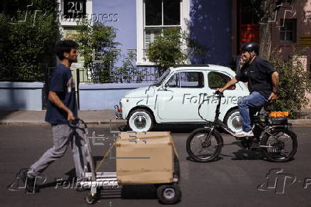 Daily life in Notting Hill, London