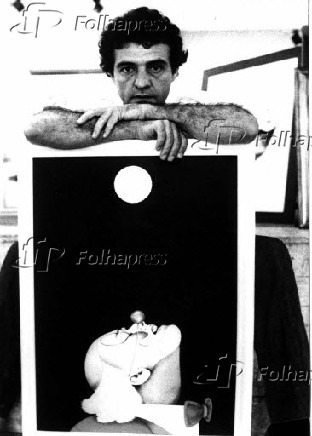 1984O artista gráfico e cenógrafo