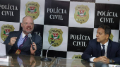 Coletiva de imprensa com delegado Demacro sobre caso Vitória