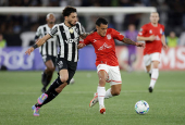 Copa Libertadores - Group Stage - Botafogo v Estudiantes La Plata