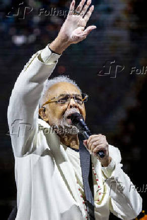 CURITIBA, GILBERTO GIL