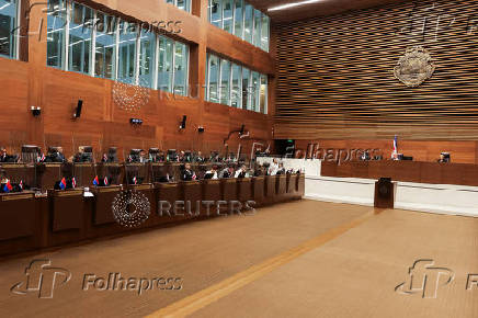 Costa Rica lawmakers debate lifting President Chaves' immunity from prosecution