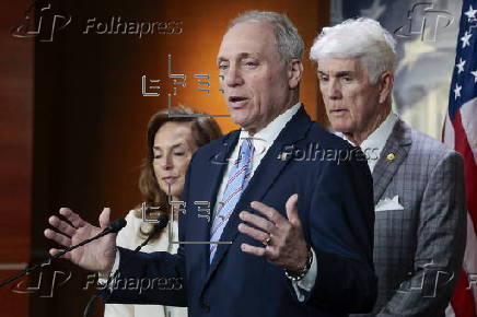 Congress continues work on President Trump's budget