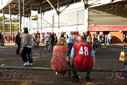 Premier League - Aston Villa v Tottenham Hotspur