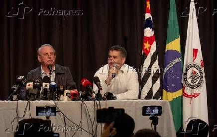 Presidente interino do Corinthians Osmar Stabile e o vice-presidente Armando Mendonça concederam coletiva á imprensa