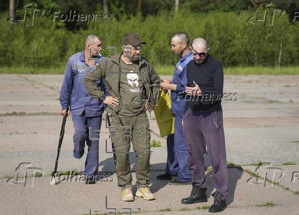 Russia and Ukraine exchange prisoners of war