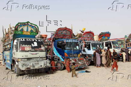 Refugee returns increase as deadline from neighboring Pakistan approaches in Kandahar