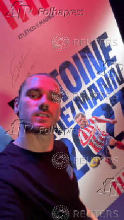 Antoine Griezmann announces he extended his contract with Atletico Madrid