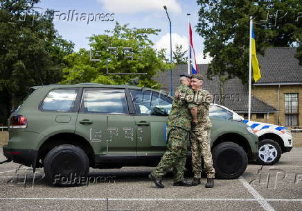 Netherlands donates armored police cars to the Ukraine Defense Ministry