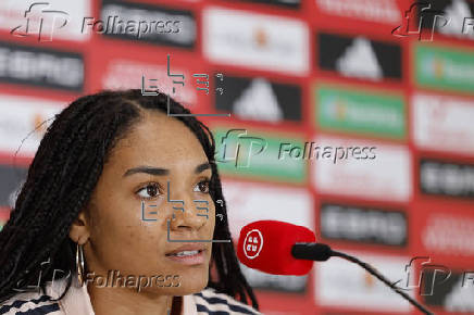 Rueda de prensa Salma Paralluelo