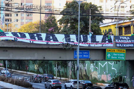 Manifestação Pró Liberdade  no Viaduto Tutóia