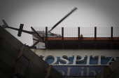 Helicóptero PT-HOA pousa no heliponto