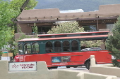 Taos atrai turistas do mundo inteiro.
