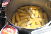 Ambulantes oferecem comidas típicas