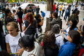 Familiares piden acelerar revisión de expedientes de detenidos poselectorales en Venezuela