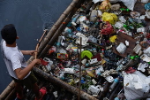 Manila orders cleanup of waterways after health emergency
