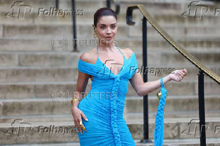Guests arrive at Schiaparelli Haute Couture Fall/Winter 2025-2026 show in Paris