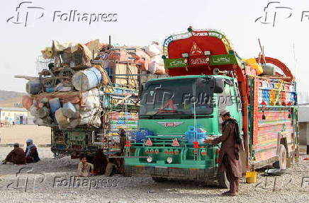 Refugee returns increase as deadline from neighboring Pakistan approaches in Kandahar