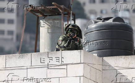 Several wounded during Israeli army operation in the West Bank city of Nablus