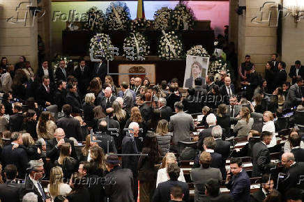 Uribe Turbay es velado en el mismo salón del Capitolio donde se homenajeó a sus abuelos