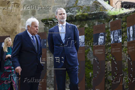 Josep Borrell recibe el Premio Europeo Carlos V