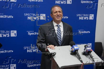 Seven candidates take part in the final New York City mayoral debate