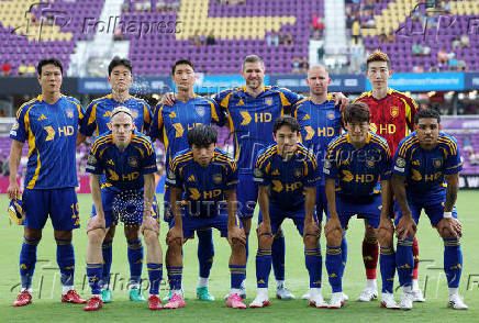 FIFA Club World Cup - Group F - Ulsan HD v Mamelodi Sundowns