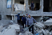Aftermath of an Israeli strike on a house, in Khan Younis