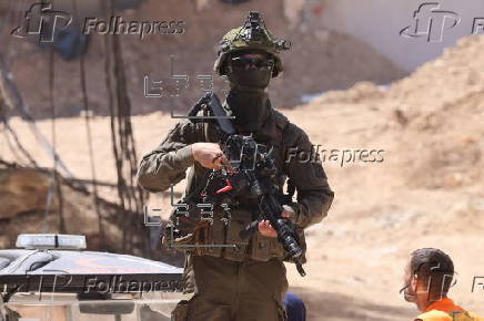Israeli military operation continues for 97th consecutive day in Nur Shams refugee camp