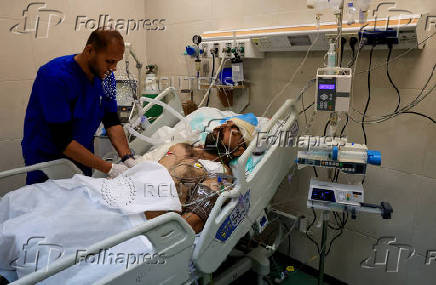 Wounded Gaza father loses nine of his children in an Israeli strike