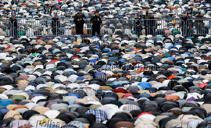 Muslims celebrate Eid al-Adha in Moscow