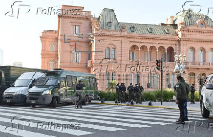 Controles en buses y fuerte despliegue policial por marcha en apoyo a Cristina Fernández