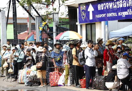 Thailand closes land crossings with Cambodia amid border disputes