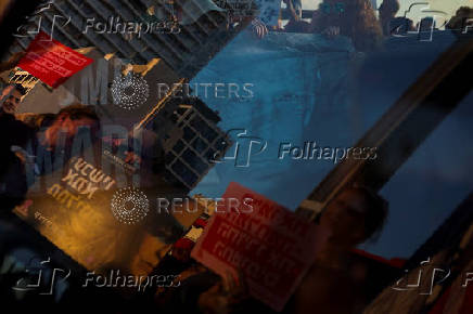 Protest to demand the immediate release of all hostages held in Gaza, opposite the U.S. Consulate in Tel Aviv