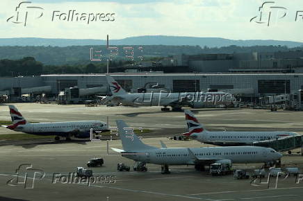 UK flights disrupted due to 'technical glitch'