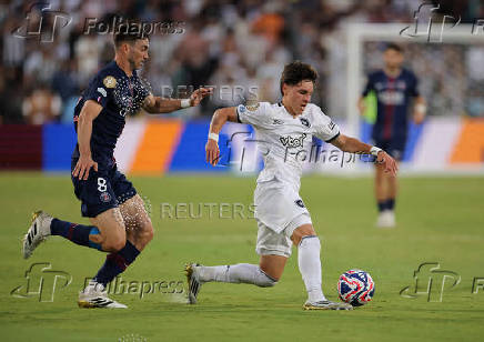 FIFA Club World Cup - Group B - Paris St Germain v Botafogo
