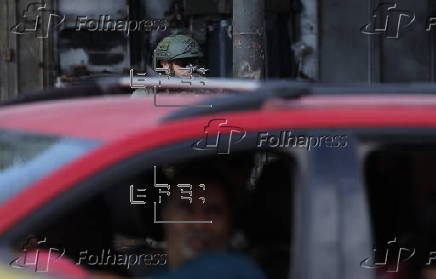 Several wounded during Israeli army operation in the West Bank city of Nablus
