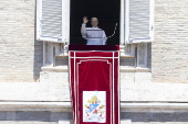 Pope Leo XIV leads Regina Caeli prayer at Vatican City