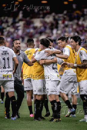 Partida entre Fortaleza e Santos pelo Campeonato Brasileiro