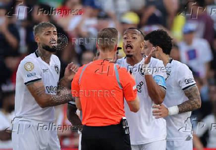 FIFA Club World Cup - Group B - Paris St Germain v Botafogo