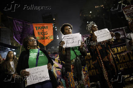 Marcha para celebrar o Dia da Mulher Negra Latino Americana e Caribenha