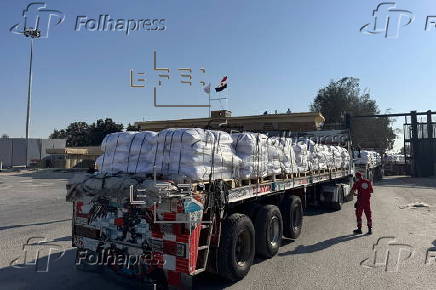 Aid trucks cross through Rafah border at Egypt's crossing with Gaza