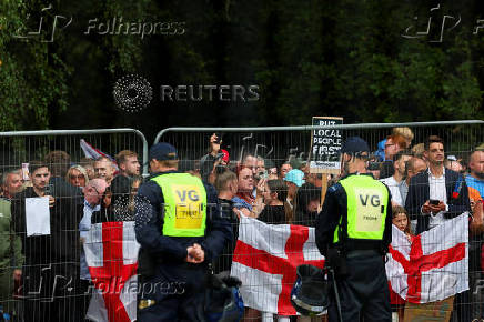 Protests outside a hotel used for housing asylum seekers, in Epping