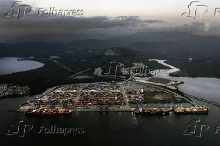 Instalações no porto de Santos