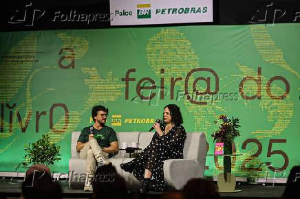 Amara Moira durante bate papo no Palco Petrobras