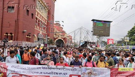 Teachers protest job losses in Howrah, India
