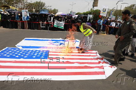 Rally in Sana'a in solidarity with the Palestinian people