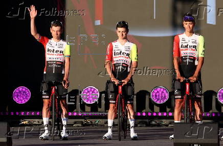 Giro d'Italia cycling tour - Teams Presentation